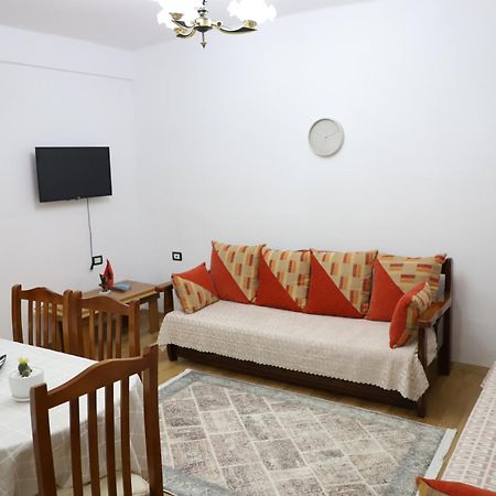 Tb One Bedroom Apartment Berat Zewnętrze zdjęcie